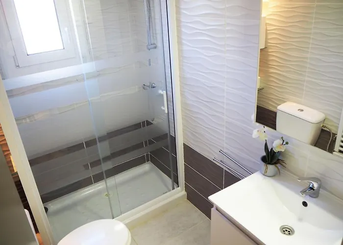 Per 4 Persones A Doctor Fleming A 5 Minuts De La Platja Gran