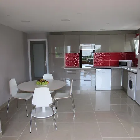 Per 4 Persones A Doctor Fleming A 5 Minuts De La Platja Gran Apartment