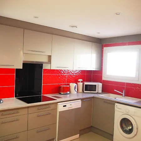 Per 4 Persones A Doctor Fleming A 5 Minuts De La Platja Gran