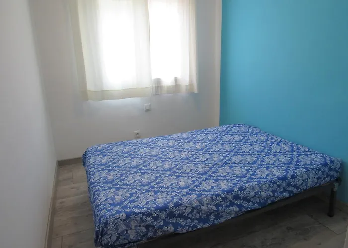 Per 4 Persones A Doctor Fleming A 5 Minuts De La Platja Gran