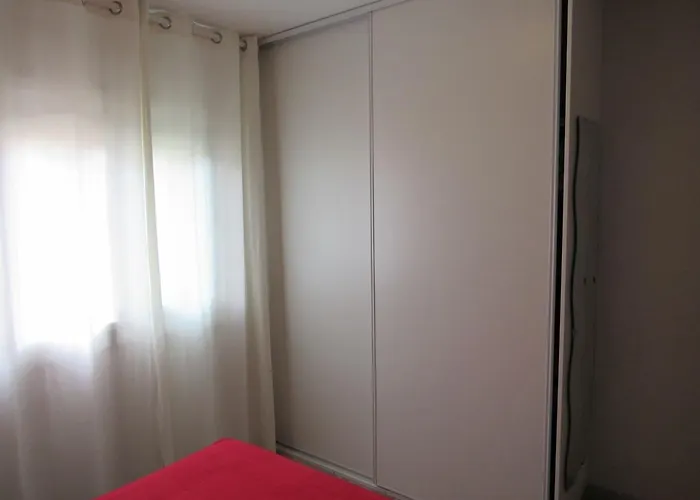 Per 4 Persones A Doctor Fleming A 5 Minuts De La Platja Gran Apartment *