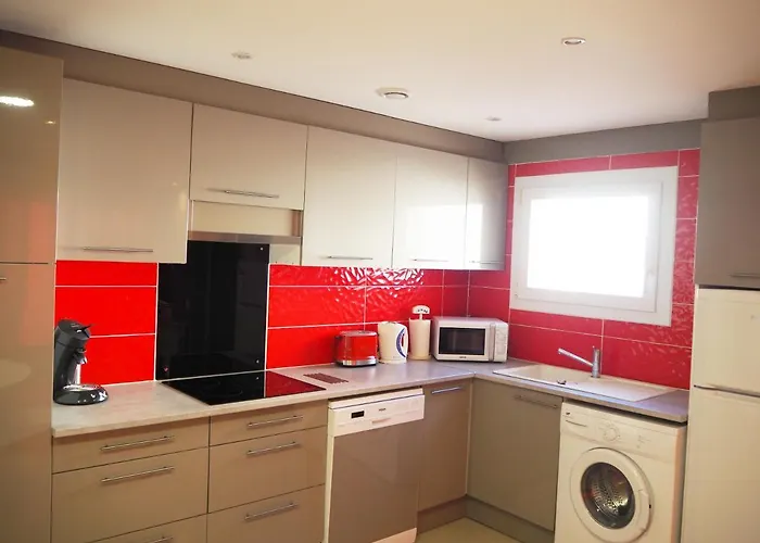 Per 4 Persones A Doctor Fleming A 5 Minuts De La Platja Gran