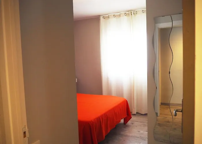 Per 4 Persones A Doctor Fleming A 5 Minuts De La Platja Gran Apartamento *